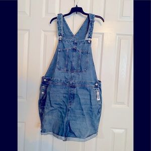 Old Navy Shorts Overalls
